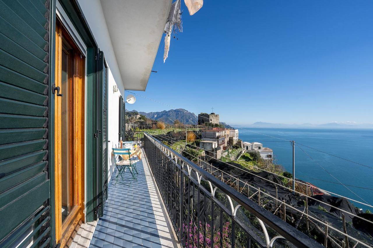 Torre Di Amalfi - Holiday House Bagian luar foto
